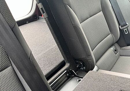 VW Golf Volkswagen 1.2 TSI 63kW BMT Comfortline Comfortline