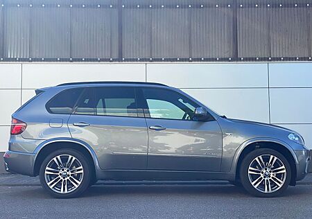BMW X5 xDrive30d Mpaket SOFTclose PANORAMA KylessGO