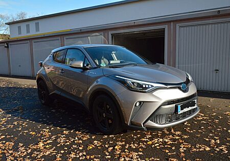 Toyota C-HR 2.0-l-VVTi Hybrid Lounge Leder , JBL, LED