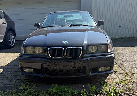 BMW 318i Cabrio
