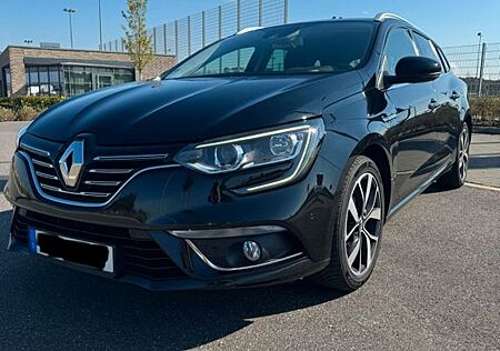 Renault Megane ENERGY TCe 160 EDC Bose Edition GrdTo...