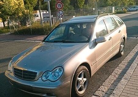 Mercedes-Benz C 200 KOMPRESSOR T CLASSIC Classic