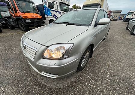 Toyota Avensis T25 2.0-l-D-4D