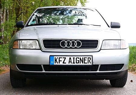 Audi A4 1.6
