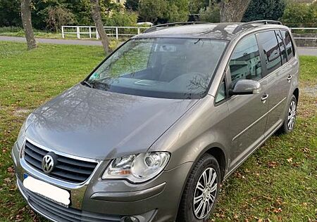 VW Touran Volkswagen 1.6 -