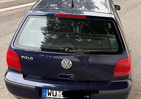 VW Polo Volkswagen 1.4 44kW Basis