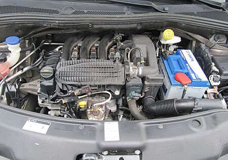 Peugeot 208 Style Klima + Insp.+ TÜV + Neu +