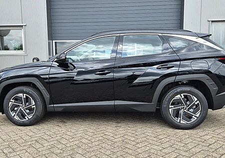 Hyundai Tucson NX4 Select 1,6 T-GDi 2WD 6MT 160 PS