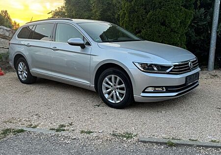 VW Passat Variant Volkswagen 2.0 TDI SCR DSG Comfortline V...