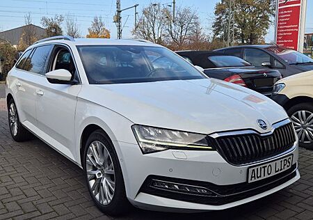 Skoda Superb Combi Style- STANDH.-KAMERA-AHK-KLIMA-PDC