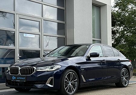 BMW 530e xD*ACC*LUXURY*BELÜF*HARMAN*LASER*360*KEY*19