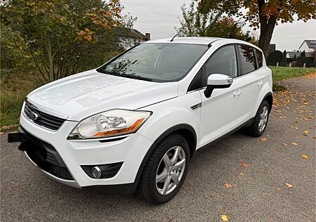Ford Kuga 2,0 TDCi 2x4 Titanium Titanium