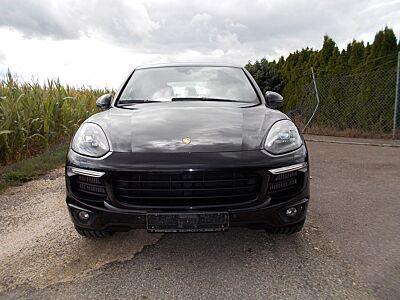 Porsche Cayenne S Diesel Luft LED AHK Panorama SoftClose