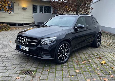 Mercedes-Benz GLC 250 4MATIC AMG Line Autom. 43 AMG Optik