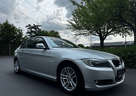 BMW 318i 3 Lim. NUR 60TKM/AUTOMATIK/SEHR SAUBER/TOP