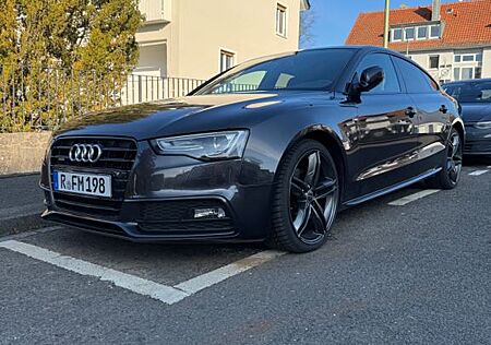 Audi A5 2.0 TDI quattro | S-Line | AHK | Soundsystem