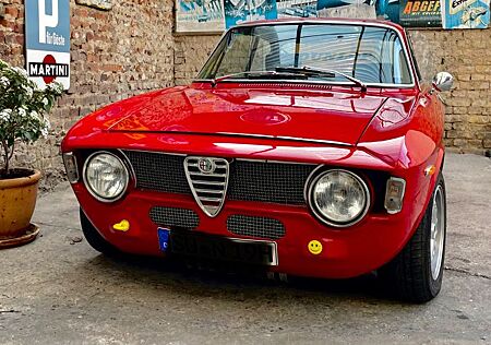 Alfa Romeo GTA Replika Bertone Kantenhaube GT Junior