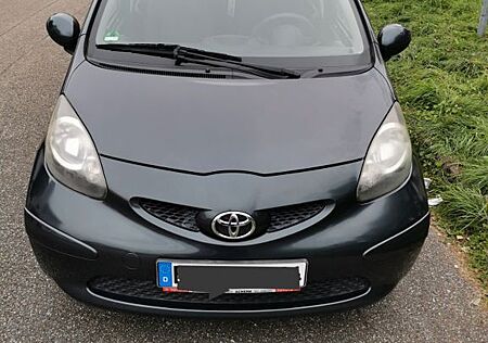 Toyota Aygo (X) Aygo (X) 1,0 -