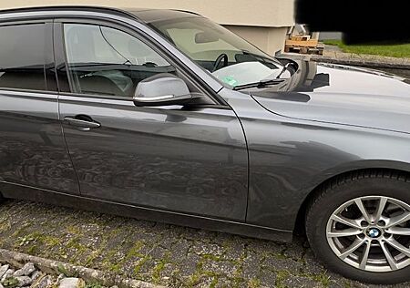 BMW 320d Touring M Sportfahrwerk - super Zustand