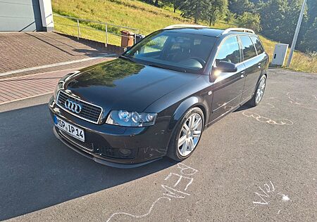Audi A4 3.0 quattro Avant - S-Line S4 Paket