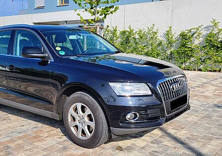 Audi Q5 2.0 150 PS TDI Bi-Xenon MMI Leder Euro 5