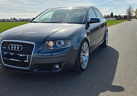 Audi A3 2.0 TFSI quattro Ambition Sportback Ambition