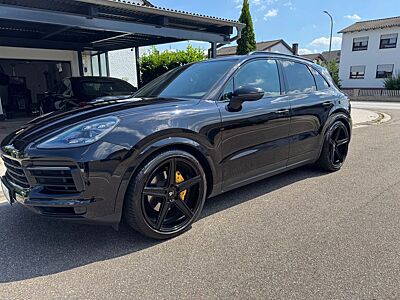 Porsche Cayenne SPORT CHRONO/22/CAPRISTO/BOSE/MATRIX/360