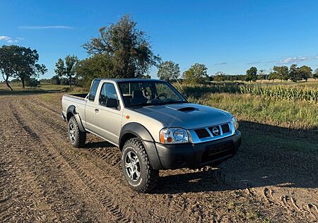 Nissan PickUp Pickup King Cab Profi 4X4