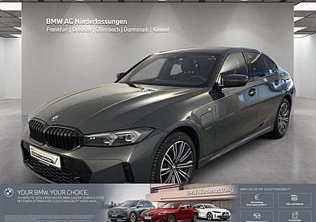 BMW 330e M Sport Harman/K LiveCockpitProf Kamera