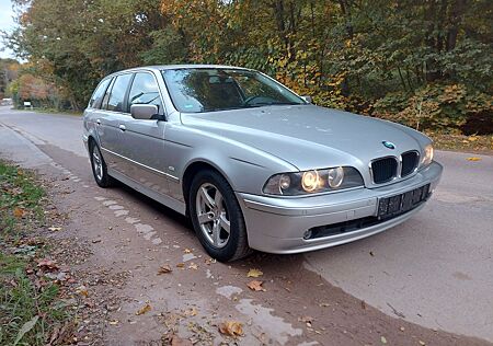 BMW 520i touring 1 Hand Serviceheft TÜV 1 Jahr