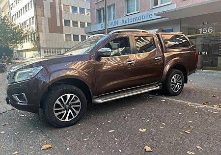 Nissan Navara NP300 Tekna Double Cab 4x4 Hardtop