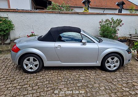 Audi TT Roadster 1.8T 132 kW -