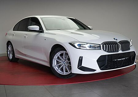 BMW 320 gebraucht kaufen BMW 320 d M Sport Navi/ACC/Kamera/Wide/HUD/Side