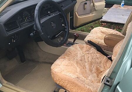 Mercedes-Benz 190 E 1.8 Sportline Automatik