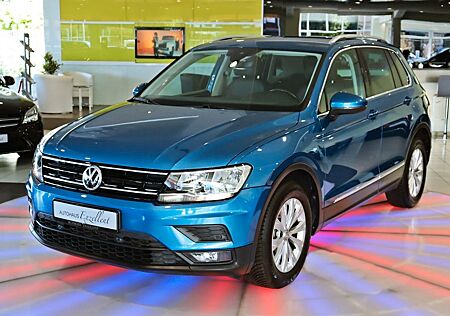 VW Tiguan Volkswagen Comfortline*NAVI*KLIMAAUT*SHZ*ALU*LED*