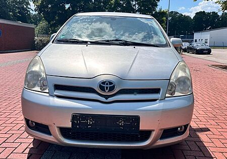 Toyota Corolla Verso 1.8-l-VVT-i Edition 7-Sitzer E...