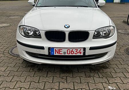 BMW 116i - Rentnerfahrzeug, nur 28.000km, Klima