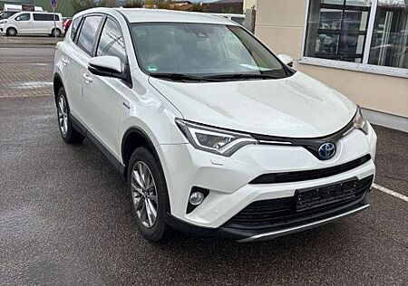 Toyota RAV 4 2,0 Hybrid