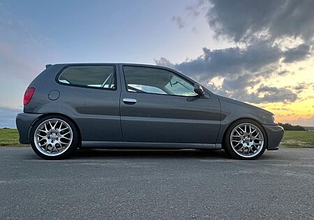 VW Polo Volkswagen 1.6 GTI Tuningcar