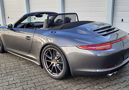 Porsche 911 Urmodell Carrera 4 Cabrio - Sommerfahrzeug