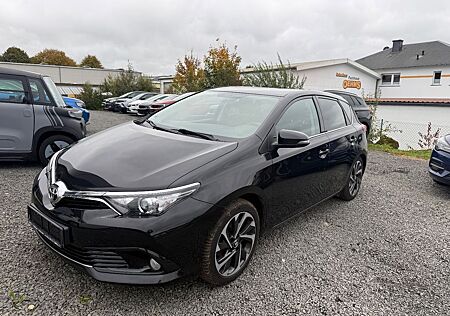 Toyota Auris Design Edition 1,6-l-D-4D Navi,Kamera,AHK