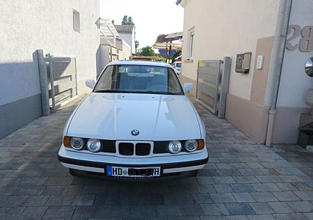 BMW 520 i E34 mit H-Kennzeichen