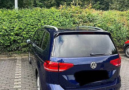 VW Touran Volkswagen 2.0 TDI SCR DSG Highline Highline