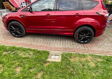 Ford Kuga 1,5 EcoBoost 4x4 129kW Titanium Autom. ...