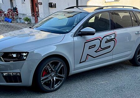 Skoda Octavia 2.0 TDI DSG RS Combi RS