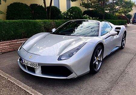 Ferrari 488 GTB 488 Spider Spider - 1Hd. unfallfrei Sonderfarbe