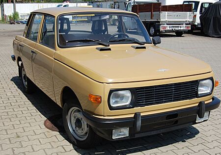 Wartburg 353 W, 1.Hand mit original nur 13 Tkm !!!