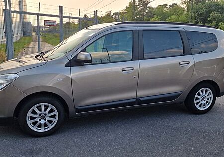 Dacia Lodgy TCe 115 Celebration Celebration *7 Sitzer*