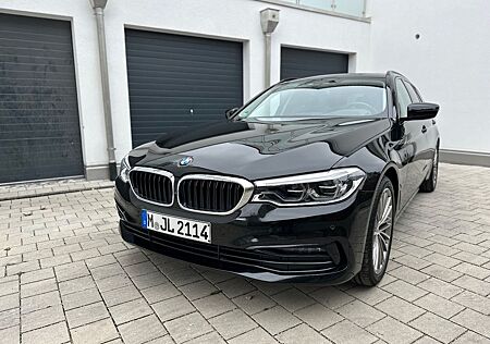 BMW 540i xDrive Touring Sportline