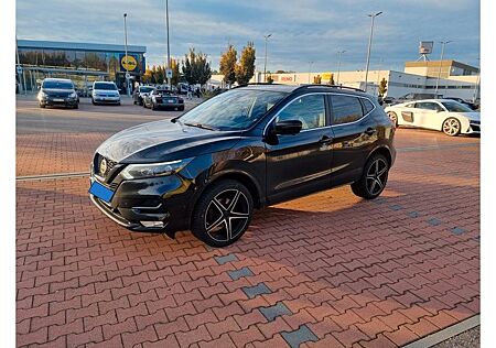 Nissan Qashqai 1.3 DIG-T DCT 158PS N-CONNECTA